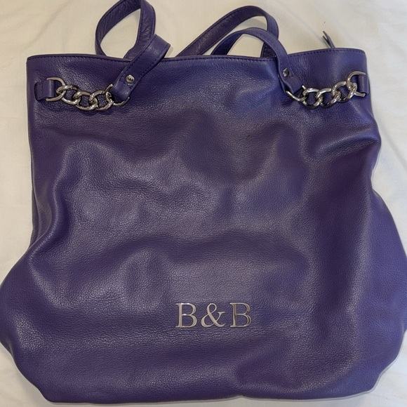 Boots and bagspurse - Picture 2 of 5